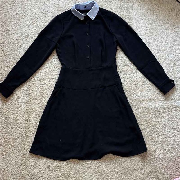 Dresses & Skirts - Elegant Black Dress with White Collar